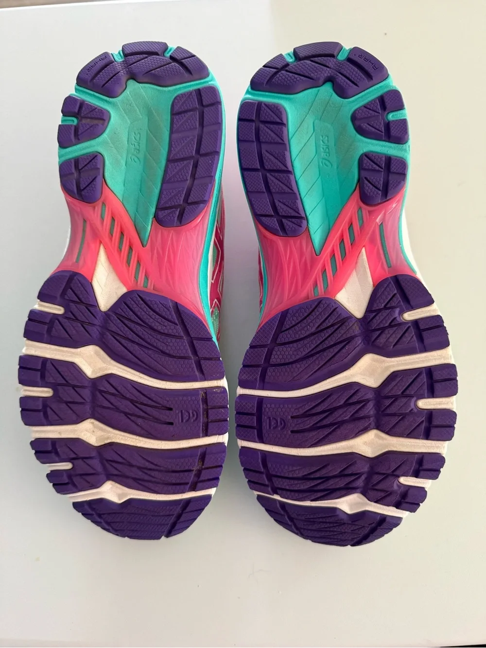 Asics Women's GT-2000 Neon Green and Pink Running Shoes with Neon Yellow Laces